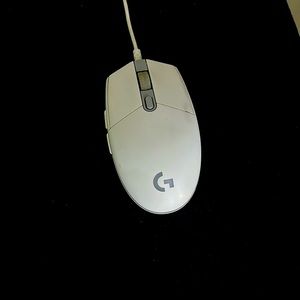 Logitech g203